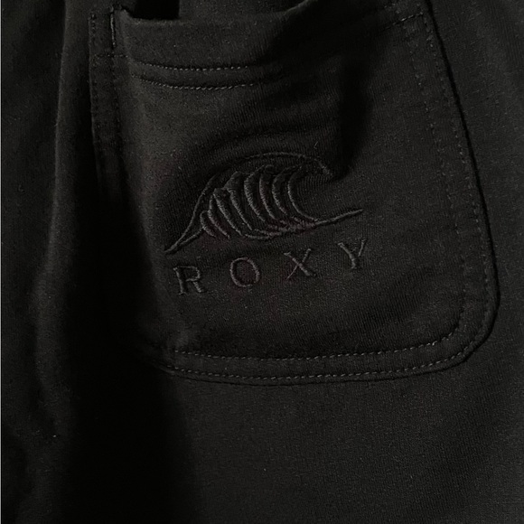 Roxy Sweat Shorts - Picture 5 of 9